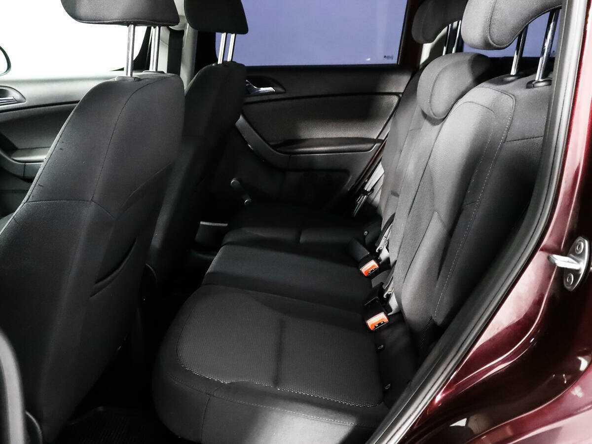 Купить Skoda Yeti с пробегом. Фото: #9