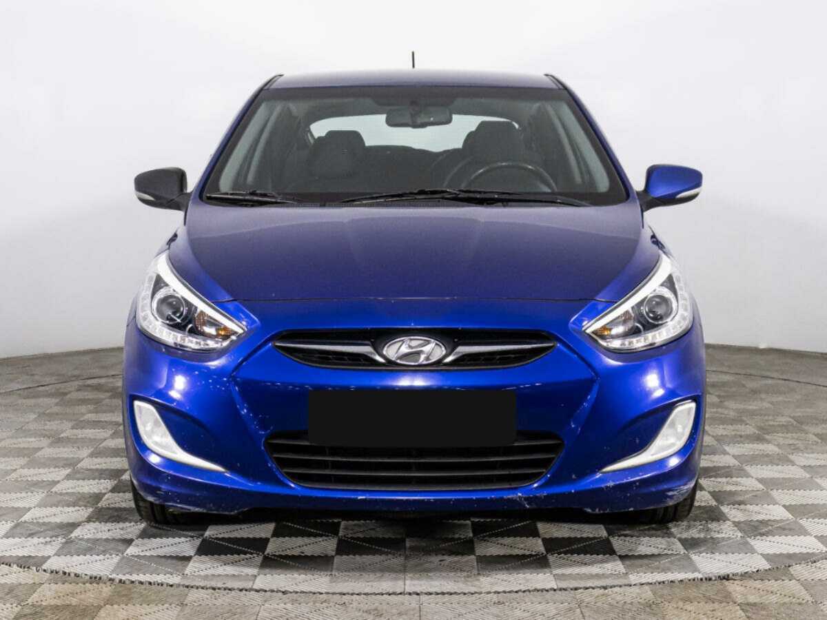 Купить Hyundai Solaris с пробегом. Фото: #1