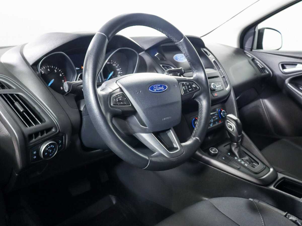 Купить Ford Focus с пробегом. Фото: #11