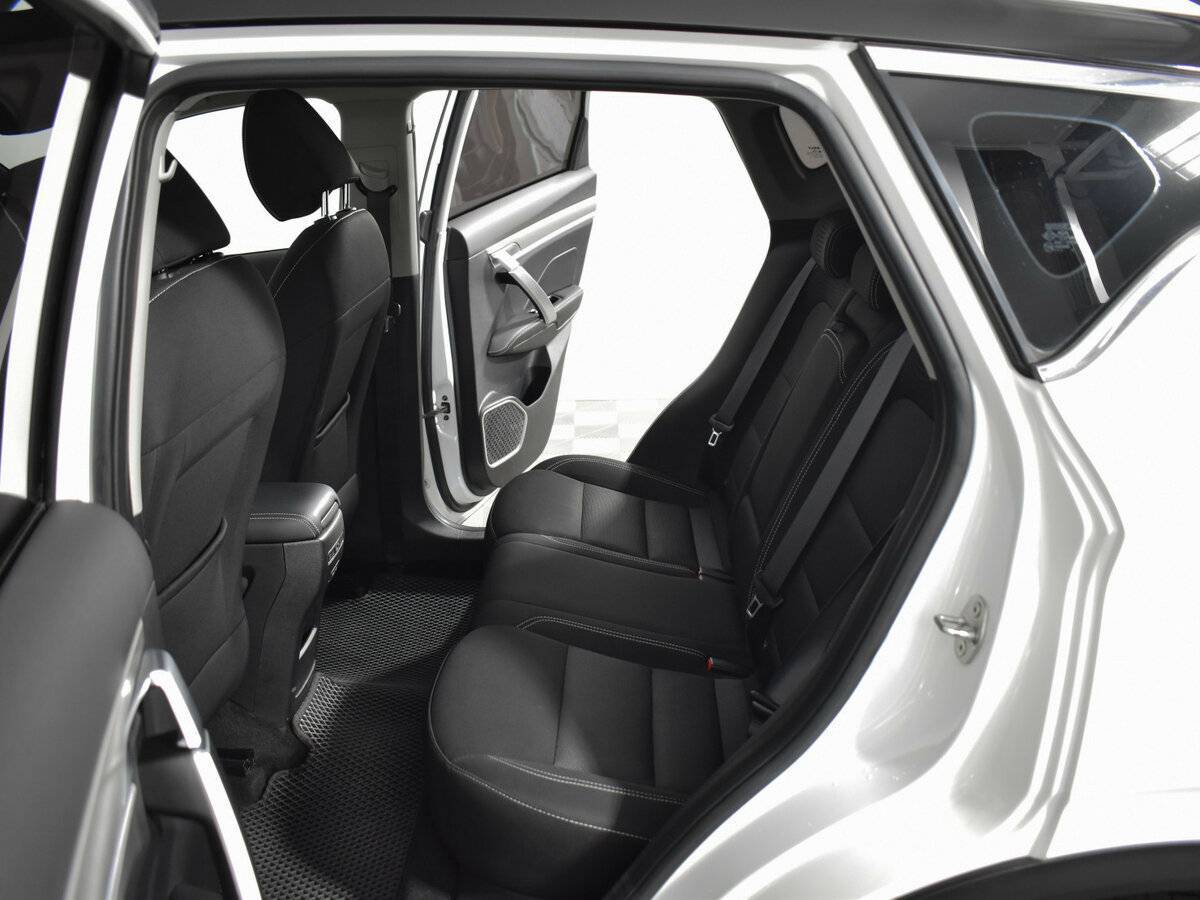 Купить Geely Coolray с пробегом. Фото: #11