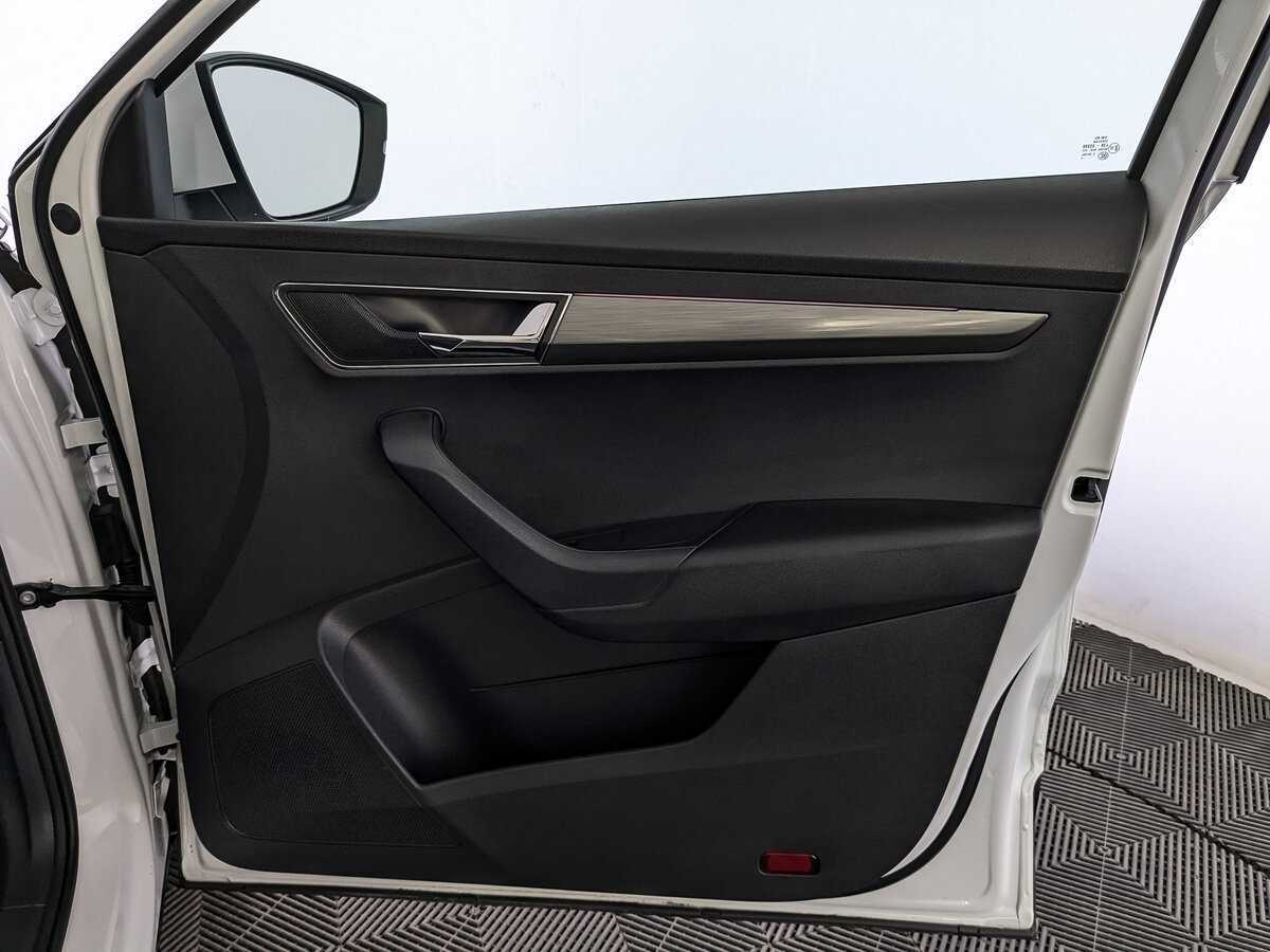 Купить Skoda Karoq с пробегом. Фото: #22