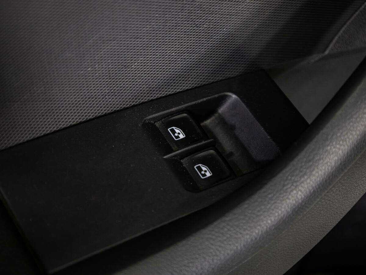 Купить Skoda Rapid с пробегом. Фото: #13