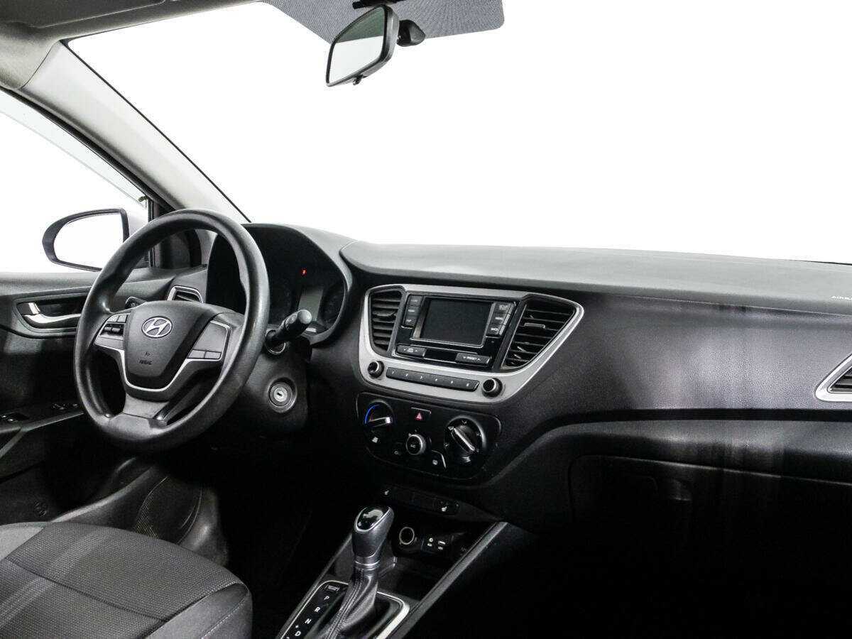 Купить Hyundai Solaris с пробегом. Фото: #8