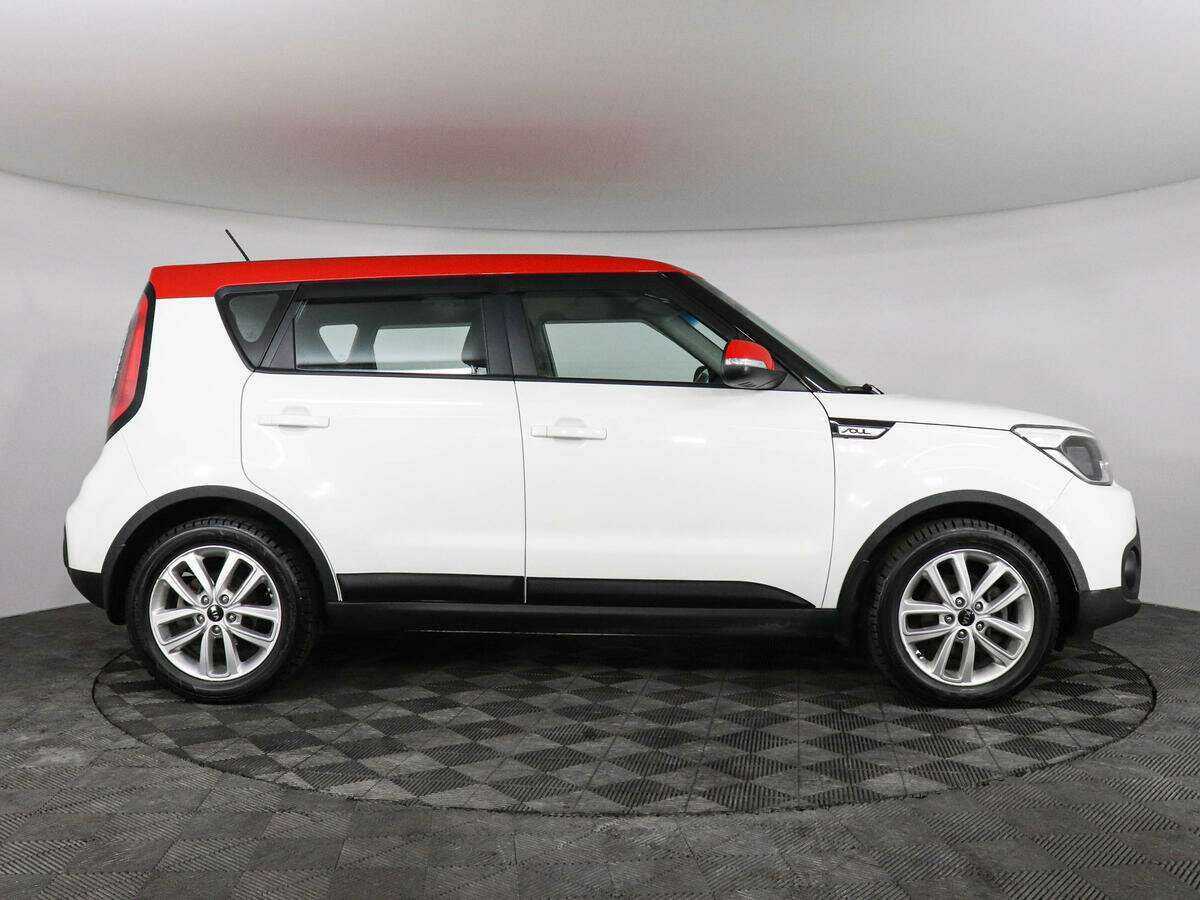 Купить Kia Soul с пробегом. Фото: #3
