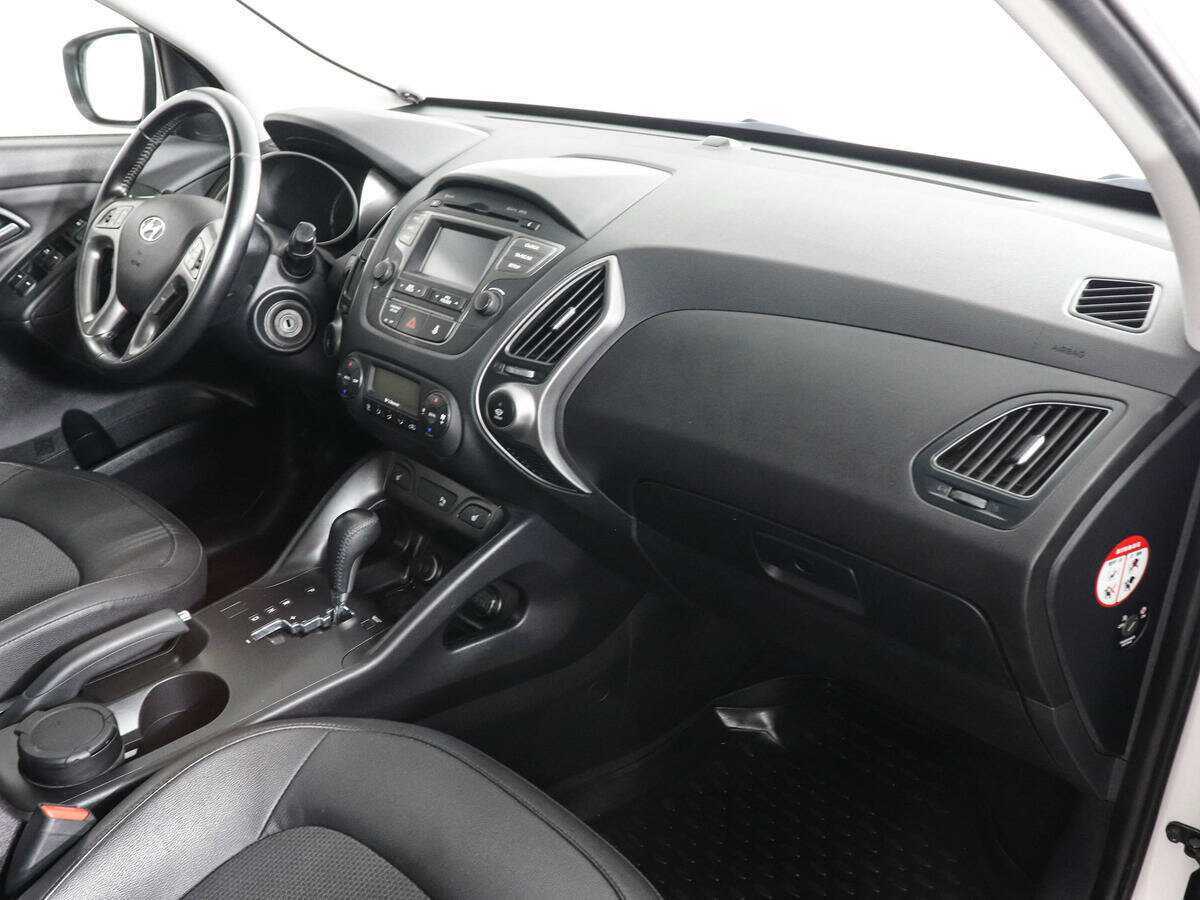 Купить Hyundai ix35 с пробегом. Фото: #9