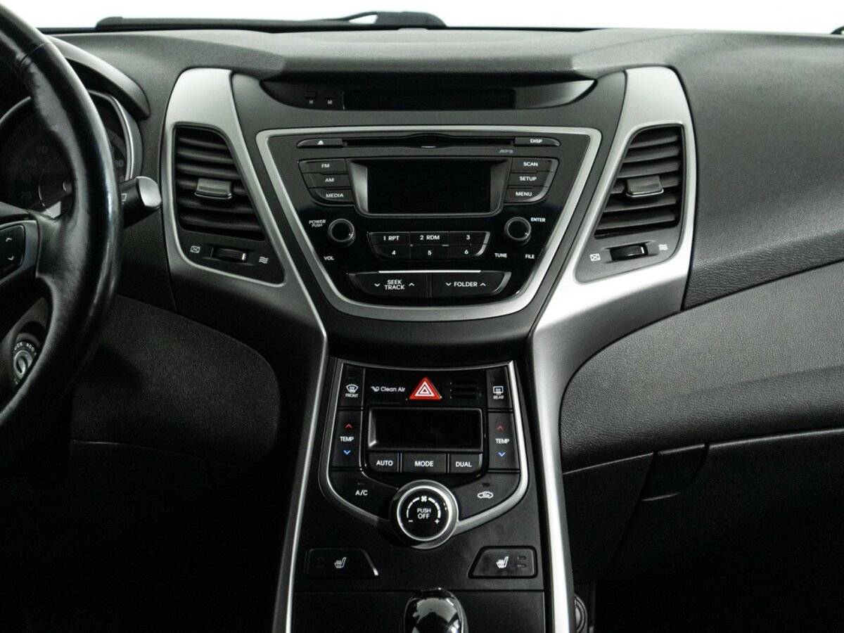 Купить Hyundai Elantra с пробегом. Фото: #13