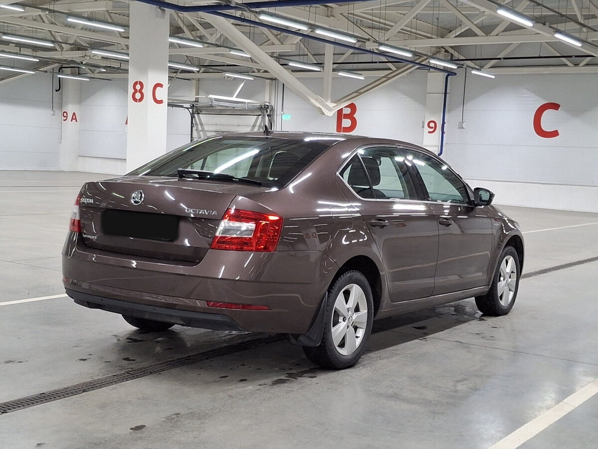 Купить Skoda Octavia с пробегом. Фото: #4