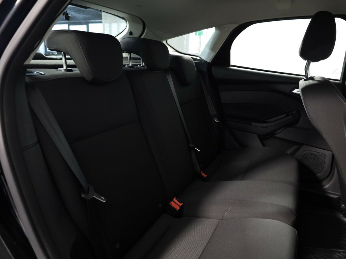Купить Ford Focus с пробегом. Фото: #9