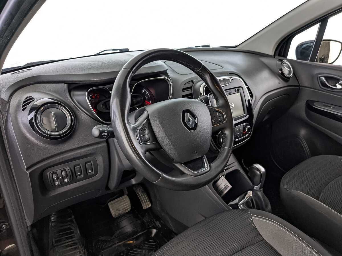 Купить Renault Kaptur с пробегом. Фото: #14