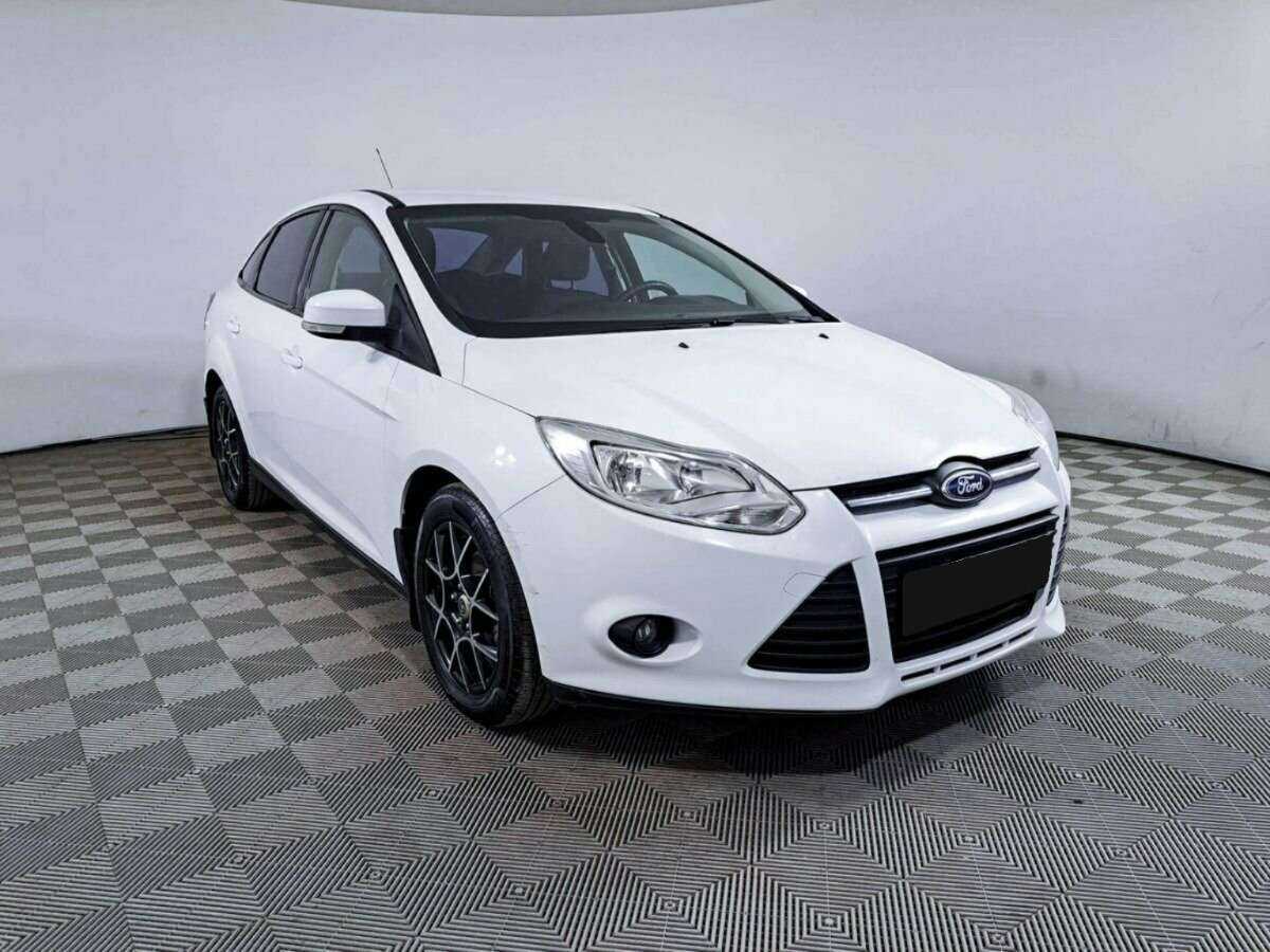 Купить Ford Focus с пробегом. Фото: #2
