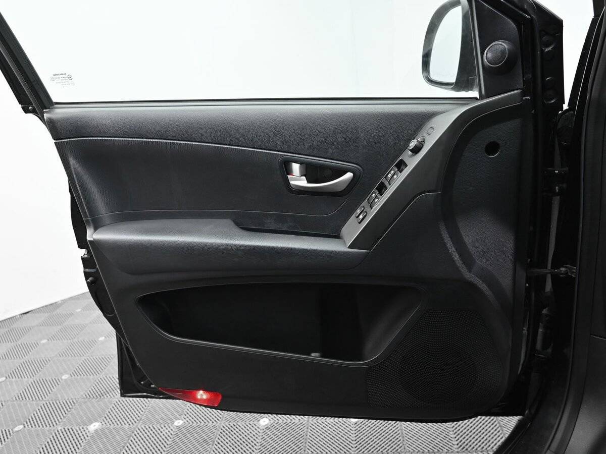 Купить SsangYong Actyon с пробегом. Фото: #5