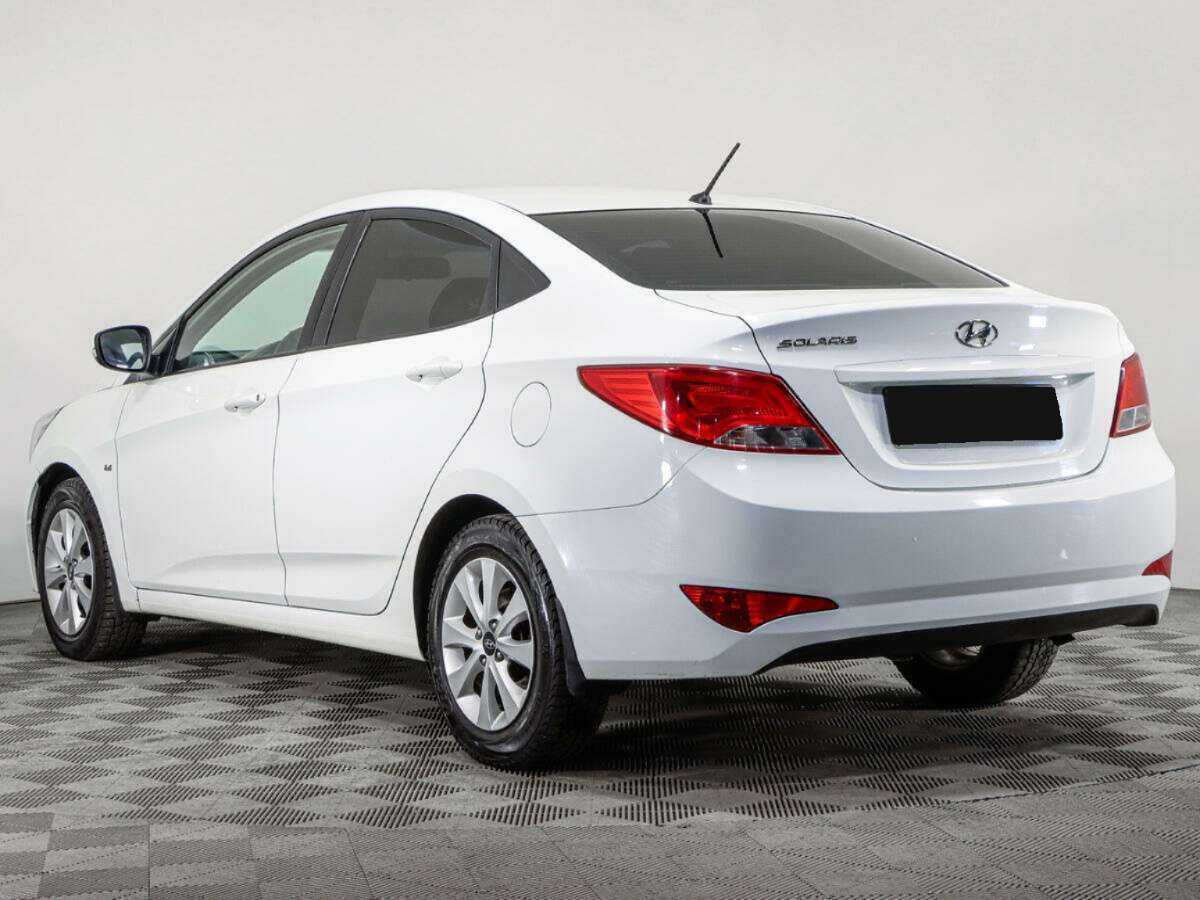 Купить Hyundai Solaris с пробегом. Фото: #5