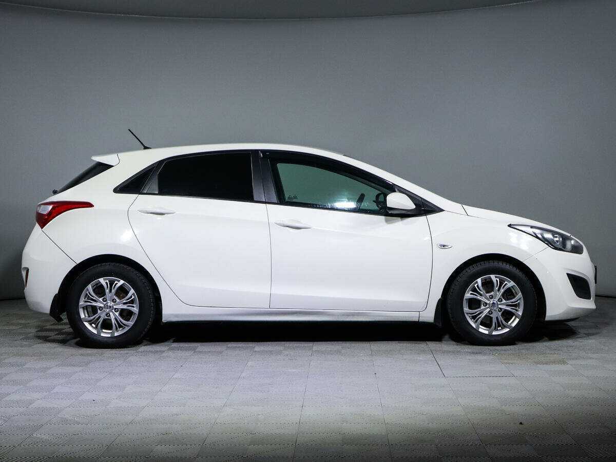 Купить Hyundai i30 с пробегом. Фото: #3