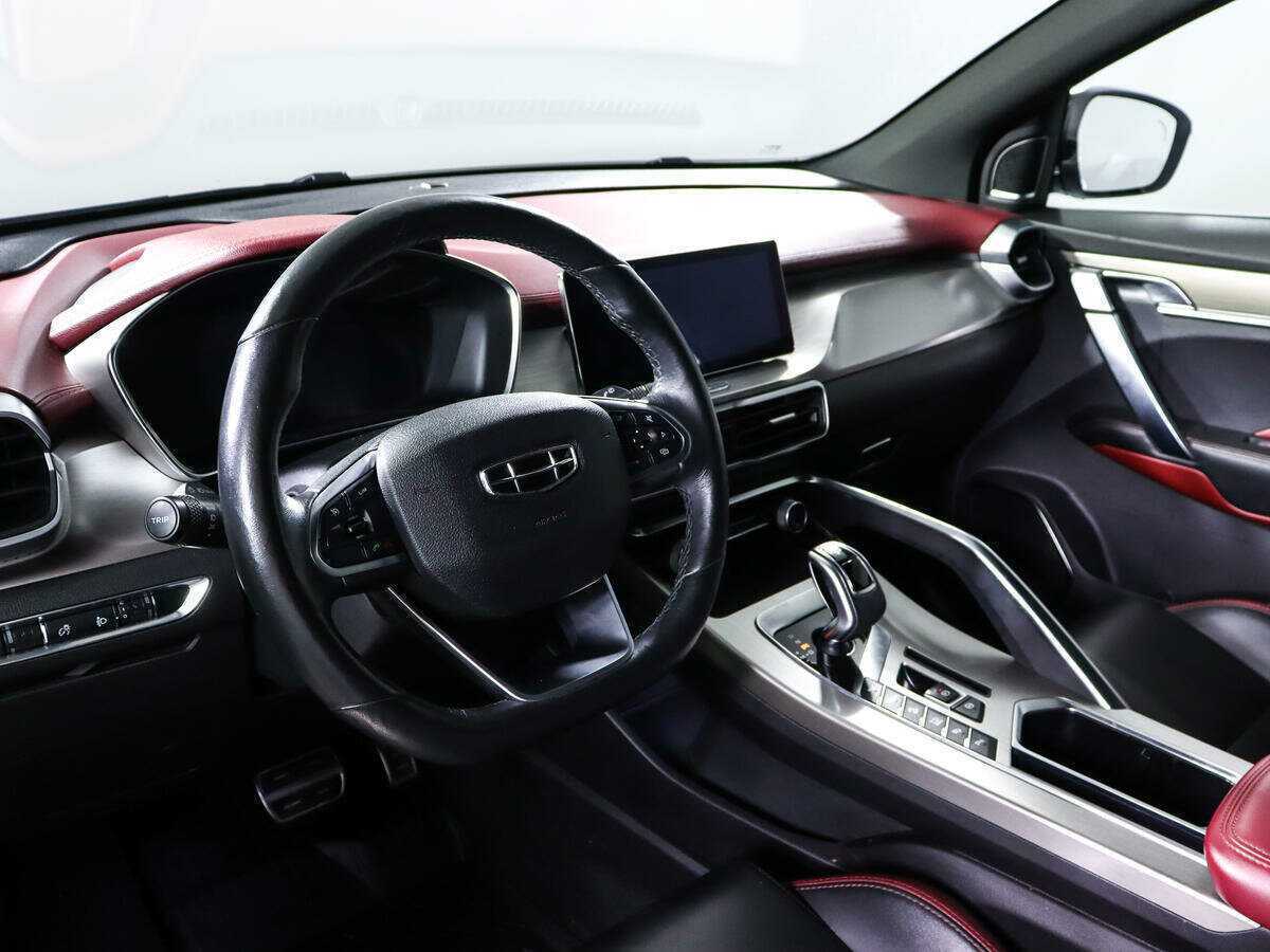 Купить Geely Coolray с пробегом. Фото: #10