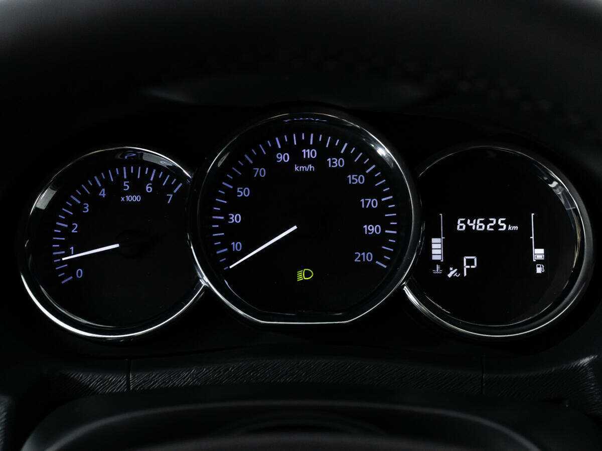 Купить Nissan Terrano с пробегом. Фото: #11