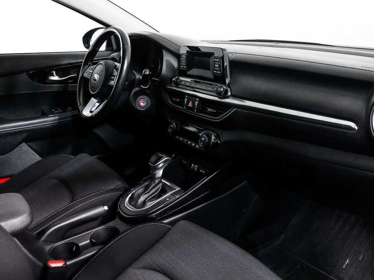 Купить Kia Cerato с пробегом. Фото: #10