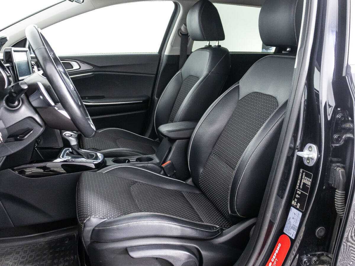 Купить Kia Ceed с пробегом. Фото: #15