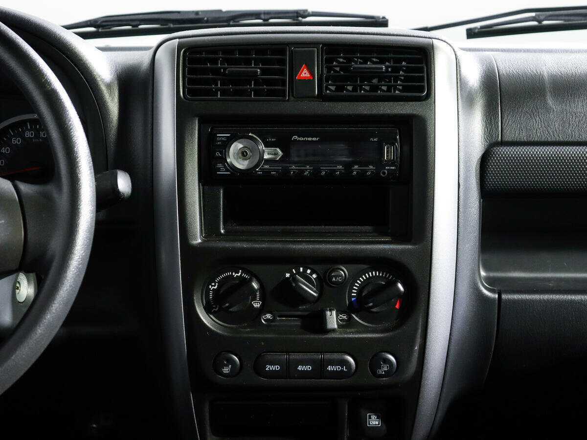 Купить Suzuki Jimny с пробегом. Фото: #12