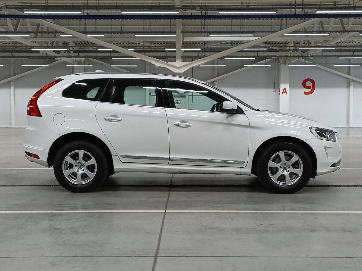 Купить Volvo XC60 с пробегом. Фото: #3