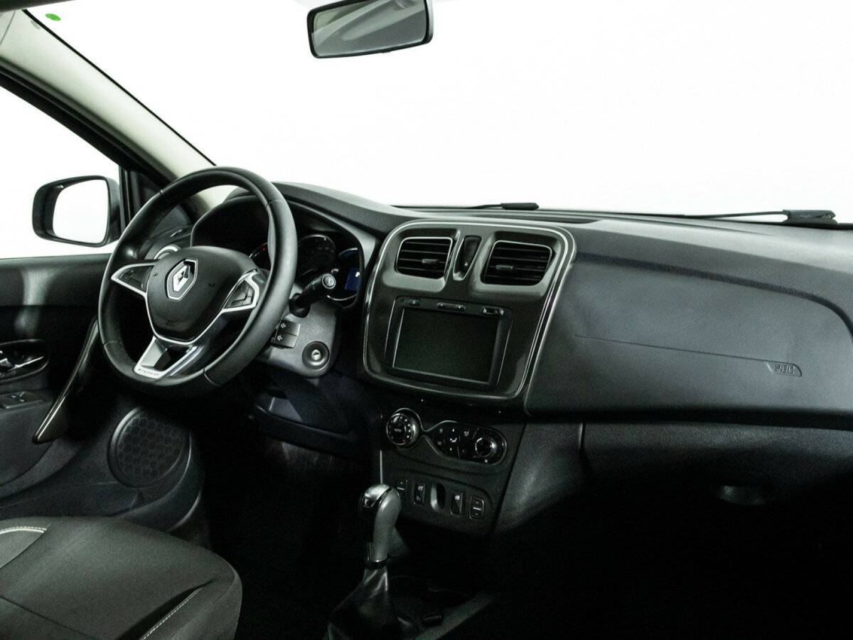 Купить Renault Sandero с пробегом. Фото: #17