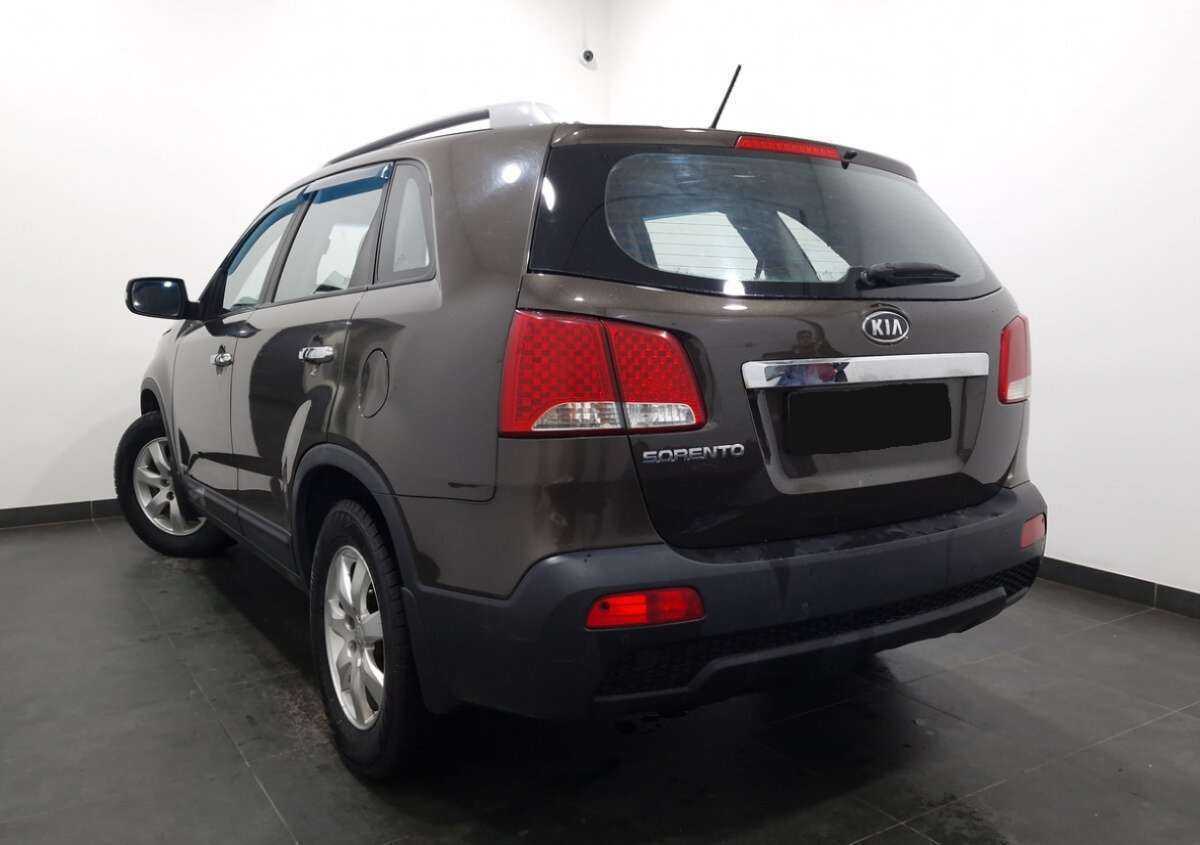 Купить Kia Sorento с пробегом. Фото: #3