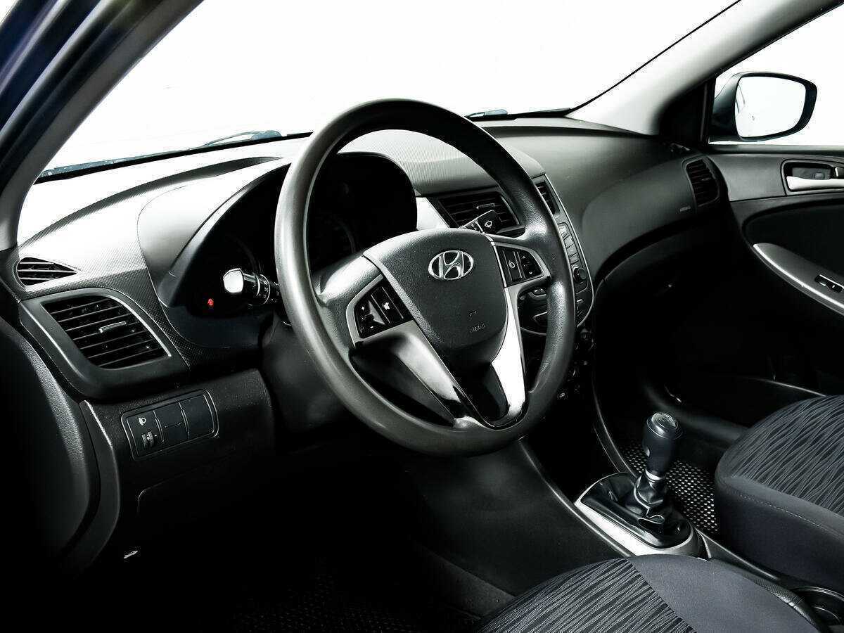 Купить Hyundai Solaris с пробегом. Фото: #12