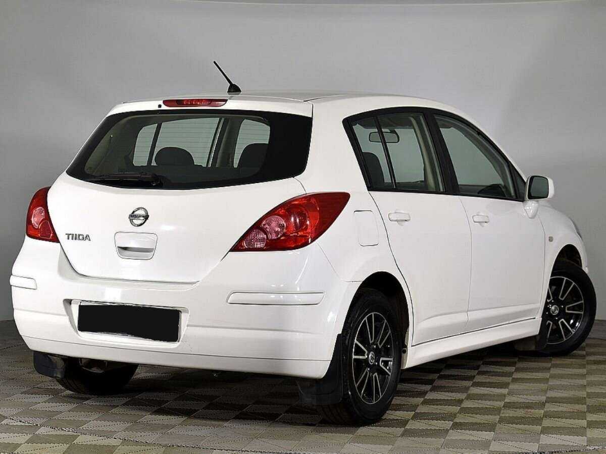 Купить Nissan Tiida с пробегом. Фото: #1