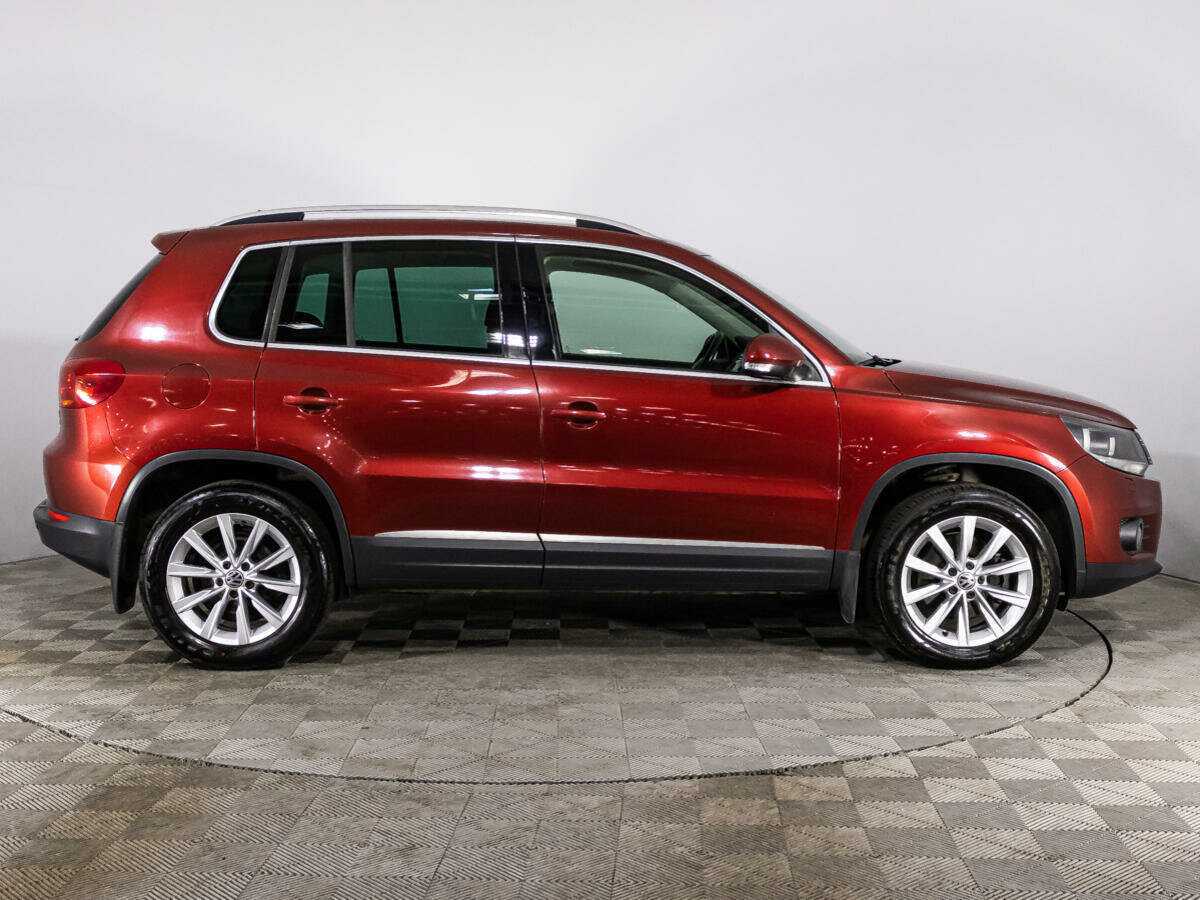 Купить Volkswagen Tiguan с пробегом. Фото: #3