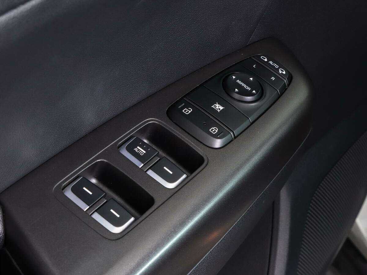 Купить Kia Sportage с пробегом. Фото: #13