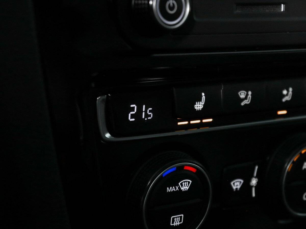 Купить Volkswagen Jetta с пробегом. Фото: #16