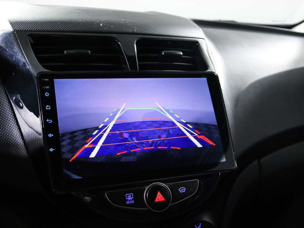 Купить Hyundai Solaris с пробегом. Фото: #13