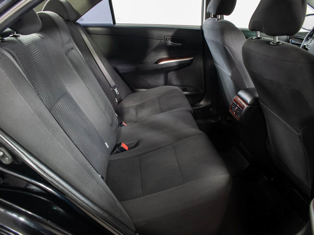 Купить Toyota Camry с пробегом. Фото: #9