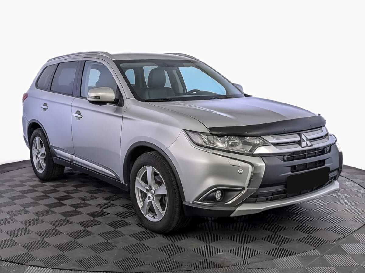 Купить Mitsubishi Outlander с пробегом. Фото: #2