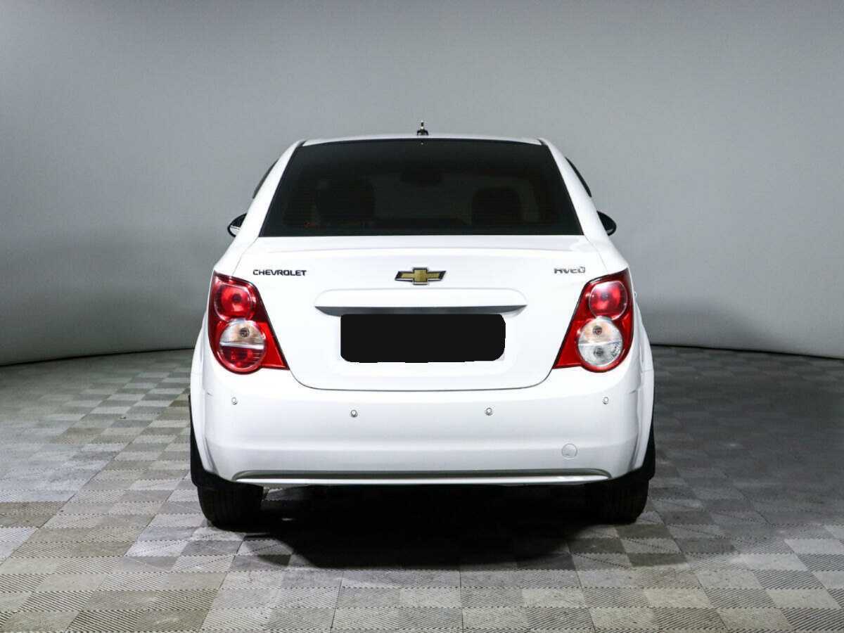 Купить Chevrolet Aveo с пробегом. Фото: #4