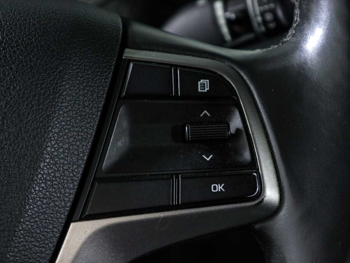 Купить Hyundai Solaris с пробегом. Фото: #14