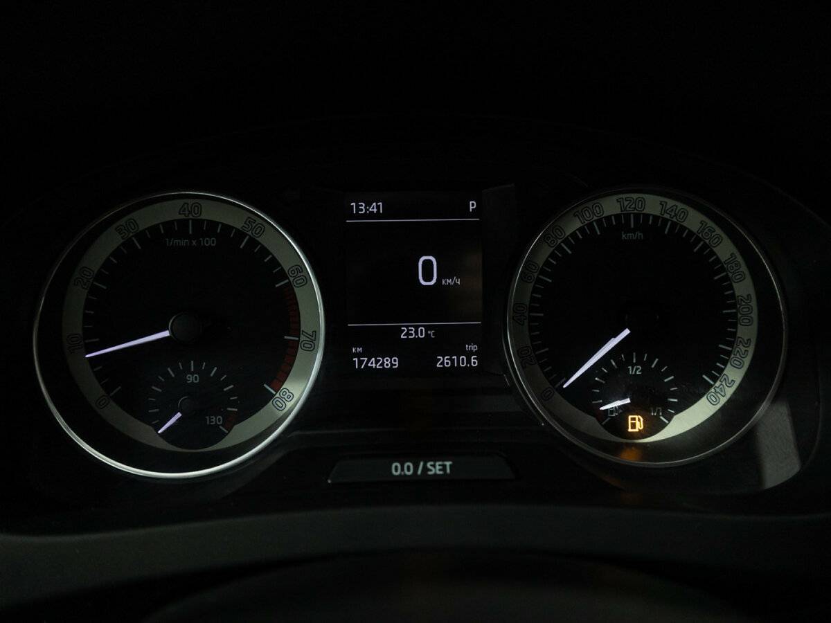 Купить Skoda Rapid с пробегом. Фото: #11