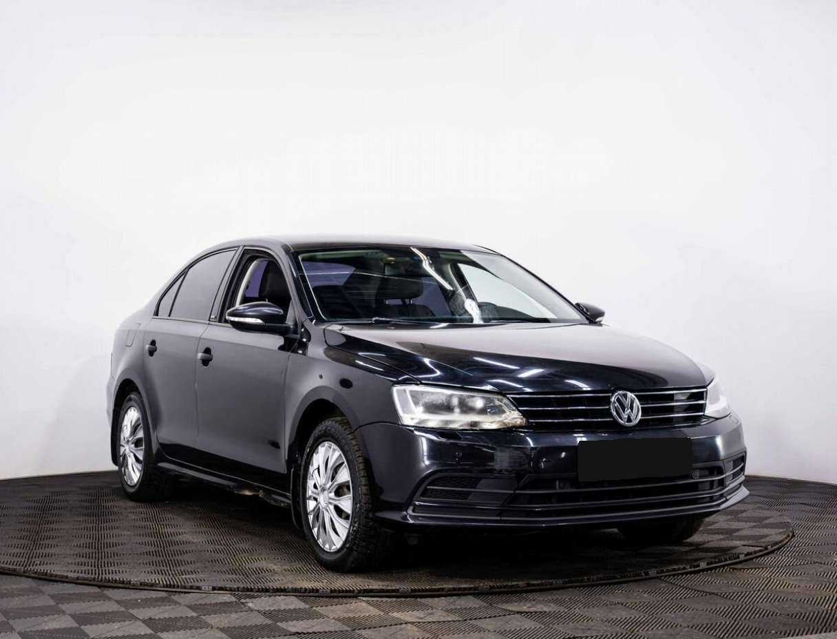 Купить Volkswagen Jetta с пробегом. Фото: #2