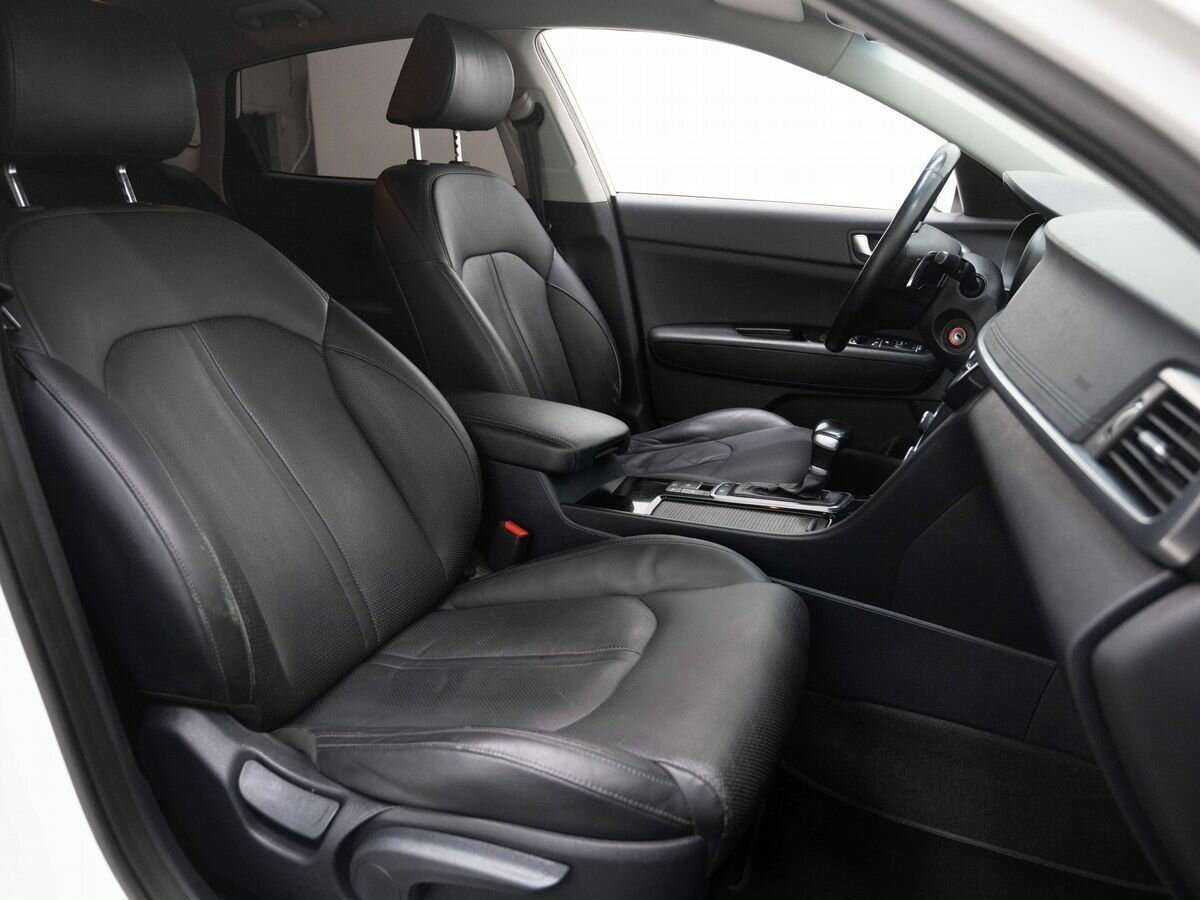 Купить Kia Optima с пробегом. Фото: #8