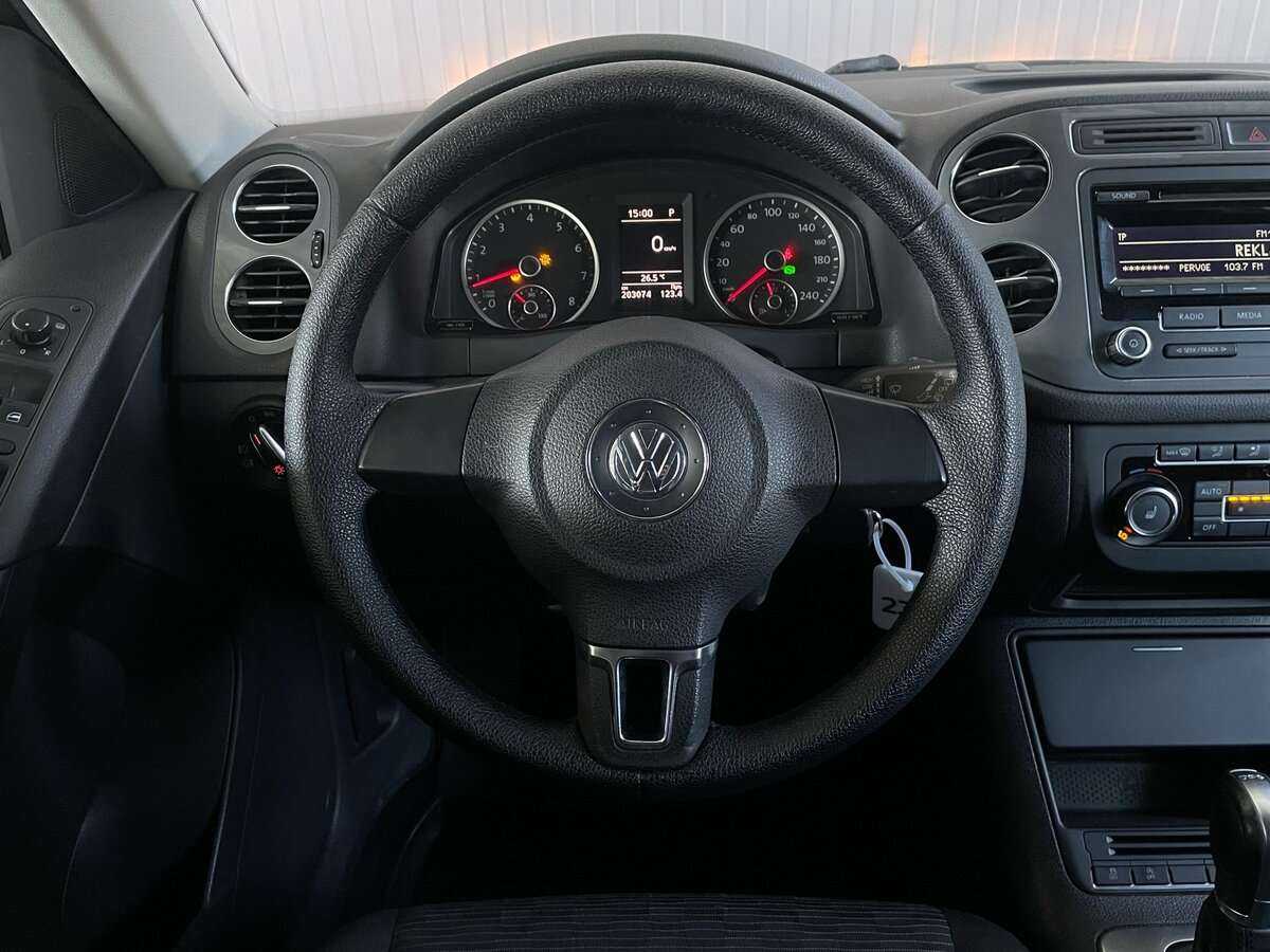 Купить Volkswagen Tiguan с пробегом. Фото: #9