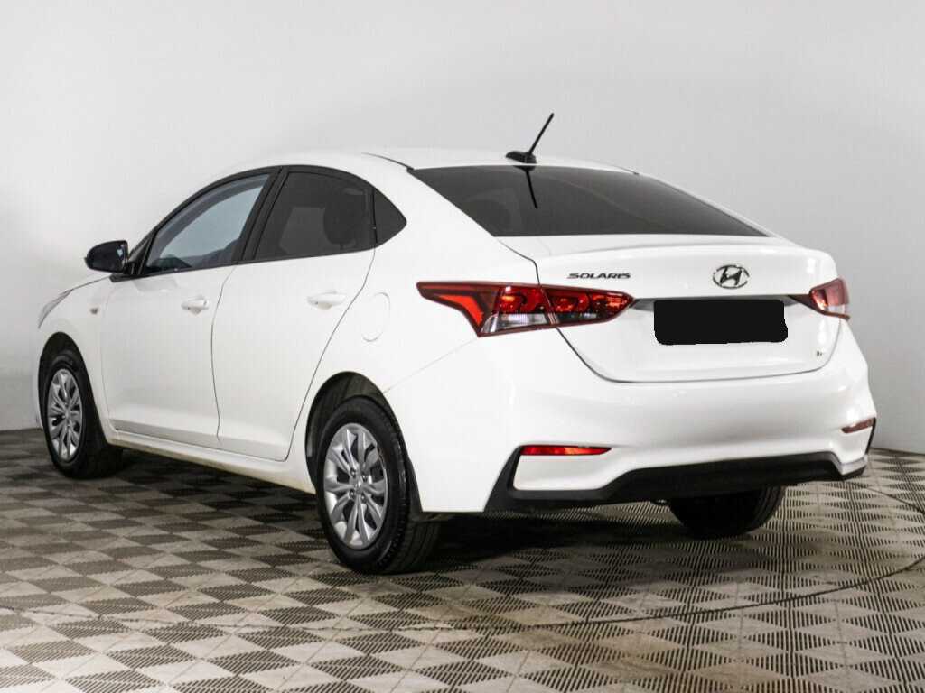 Купить Hyundai Solaris с пробегом. Фото: #6