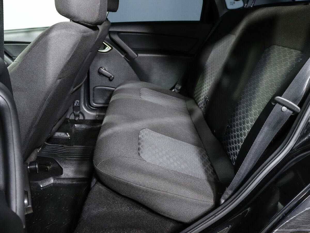 Купить Lada (ВАЗ) Granta с пробегом. Фото: #6