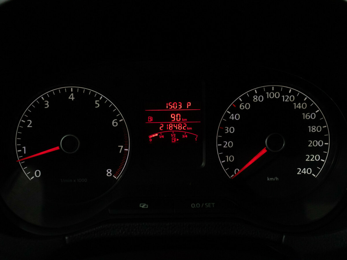 Купить Volkswagen Polo с пробегом. Фото: #11