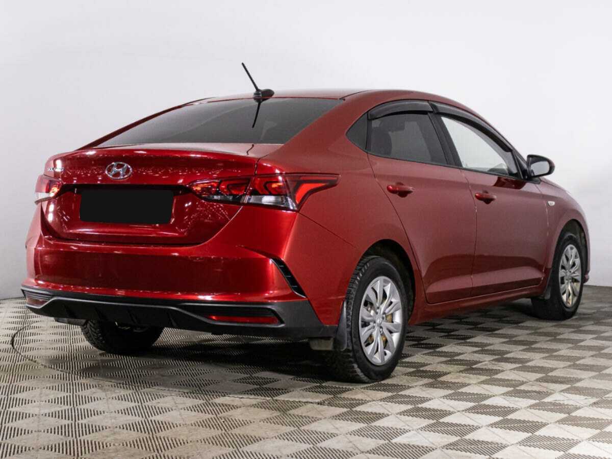 Купить Hyundai Solaris с пробегом. Фото: #4