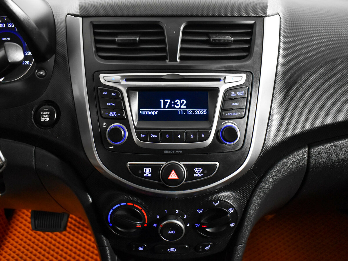 Купить Hyundai Solaris с пробегом. Фото: #15