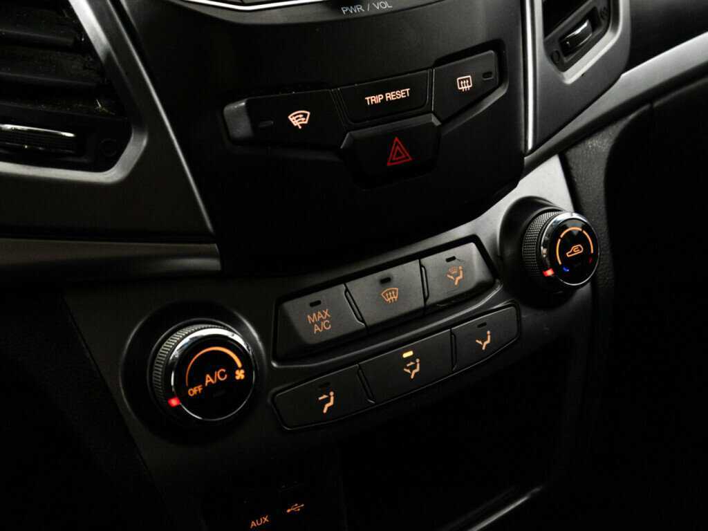 Купить SsangYong Actyon с пробегом. Фото: #15