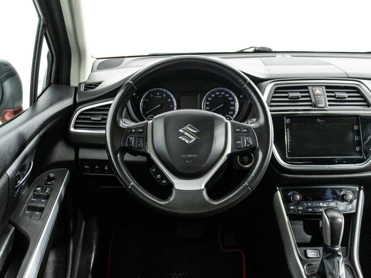 Купить Suzuki SX4 с пробегом. Фото: #17