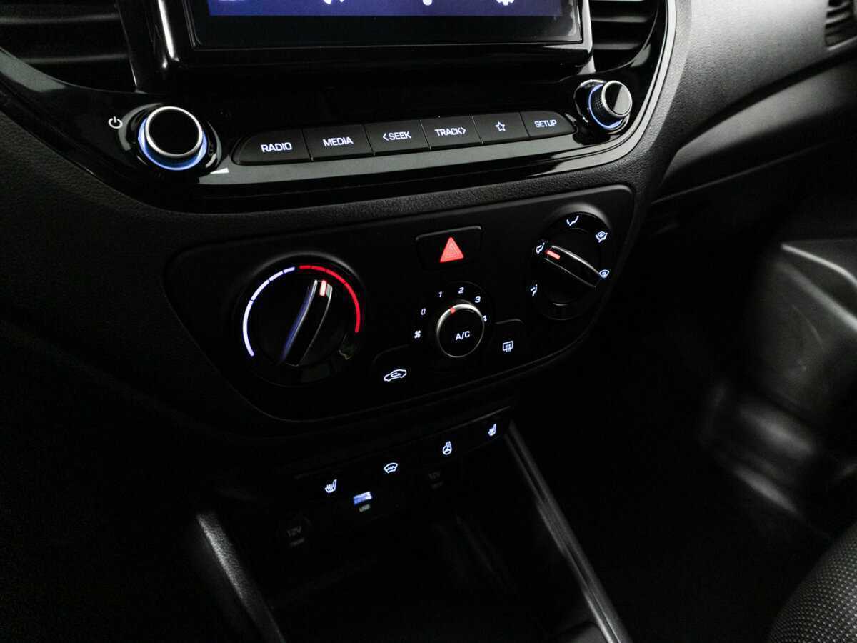 Купить Hyundai Solaris с пробегом. Фото: #15