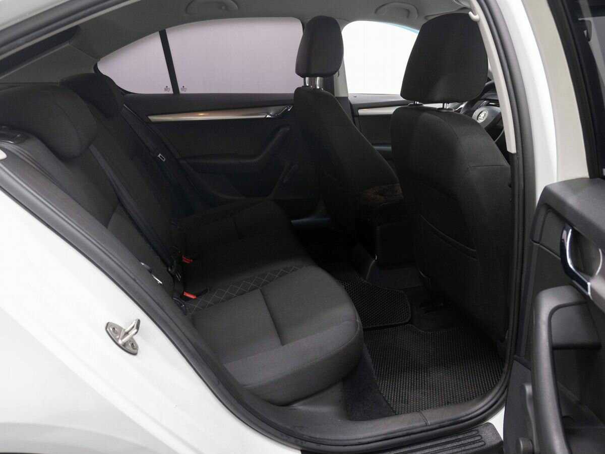 Купить Skoda Octavia с пробегом. Фото: #10