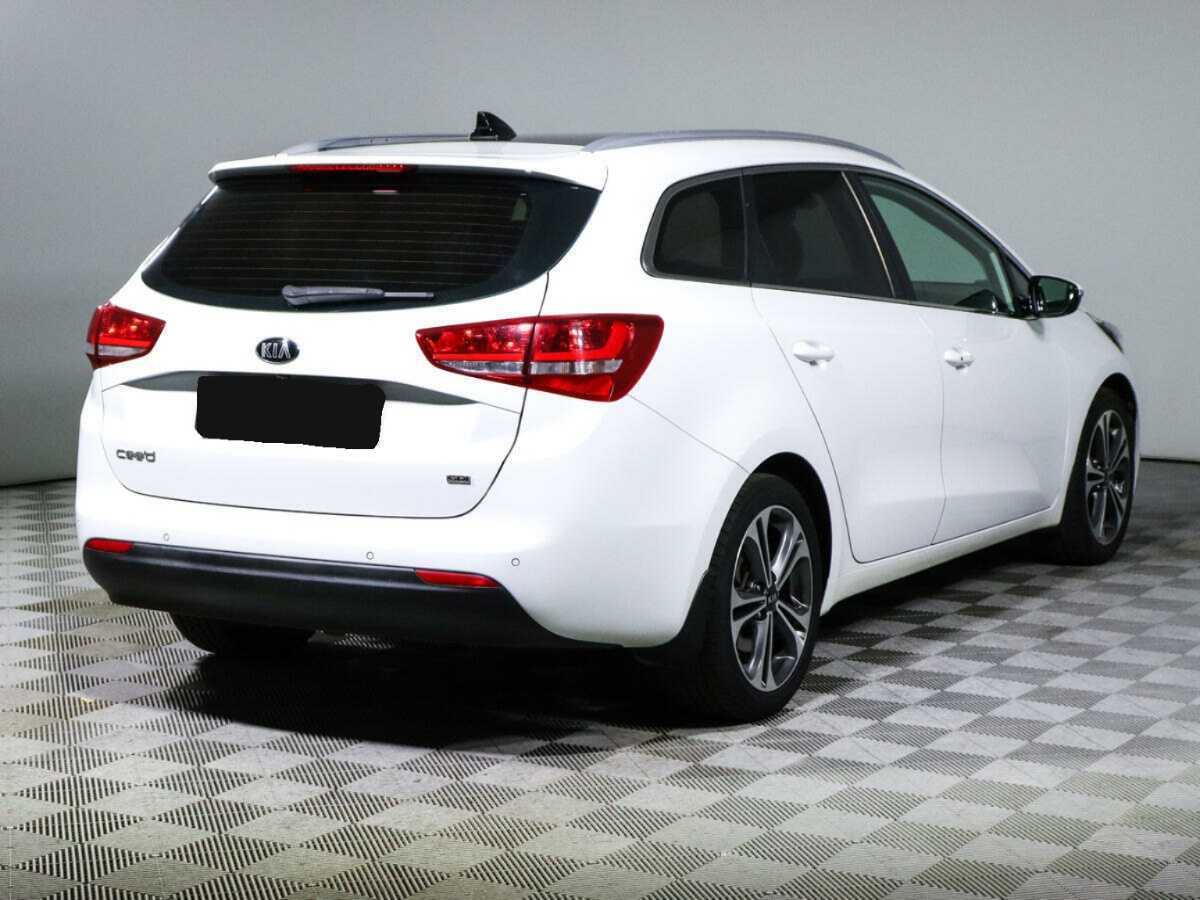 Купить Kia Ceed с пробегом. Фото: #3