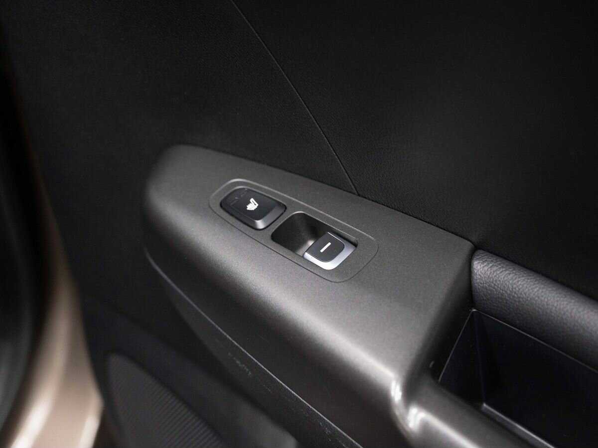 Купить Kia Sportage с пробегом. Фото: #10